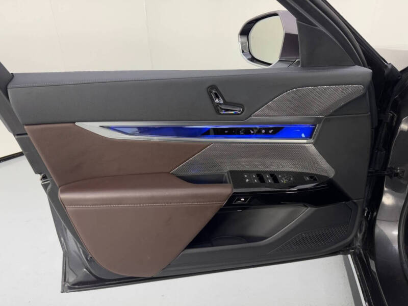 2024 BMW i7 eDrive50