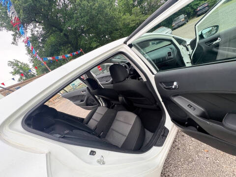 2016 Kia Forte5 LX