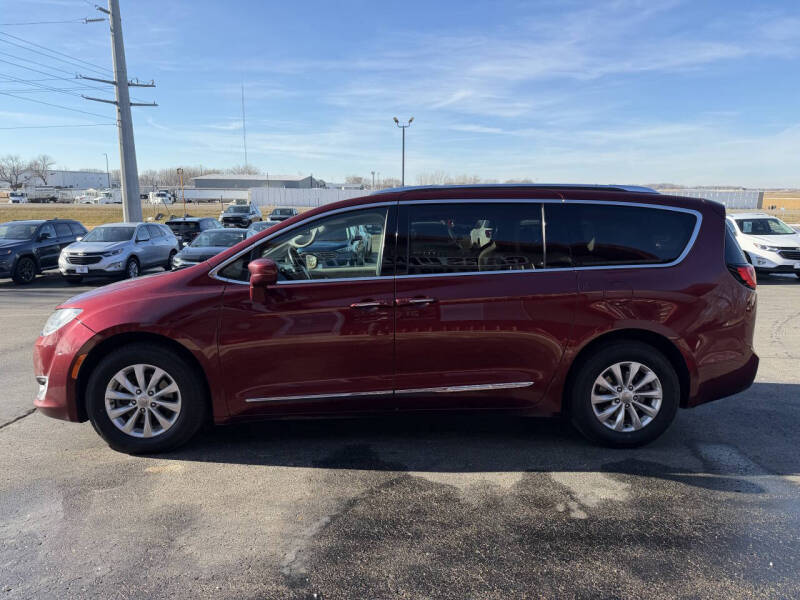 2018 Chrysler Pacifica Touring L Plus