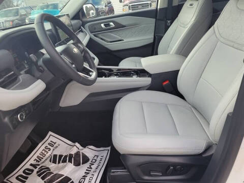 2025 Ford Explorer Platinum