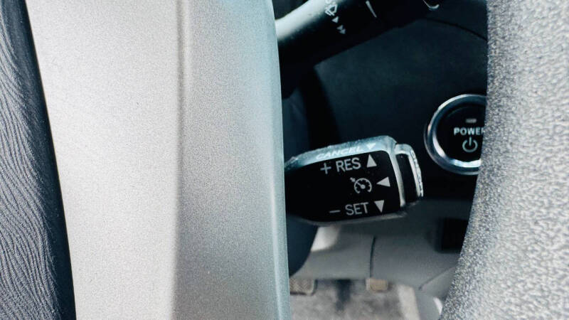 2011 Toyota Prius Two