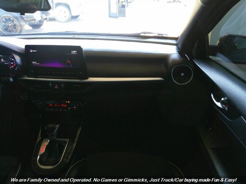 2022 Kia Forte GT Line