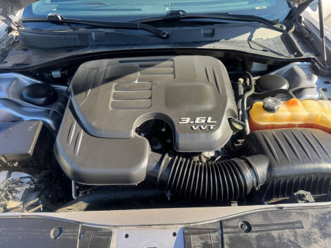 2017 Dodge Charger SXT