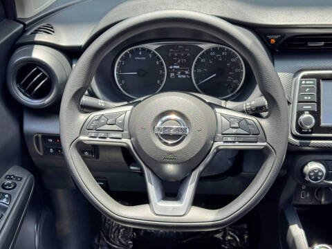 2021 Nissan Kicks S