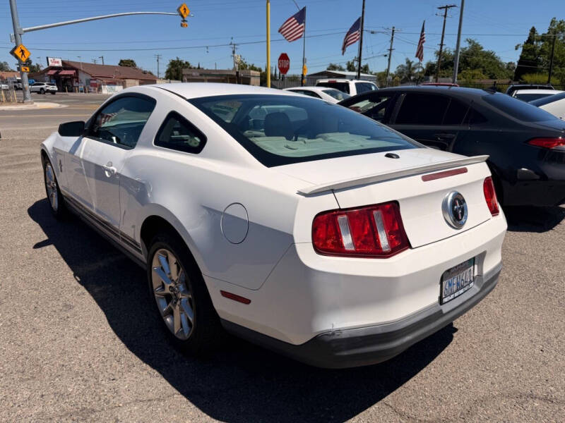 2010 Ford Mustang V6