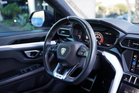 2019 Lamborghini Urus