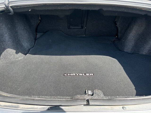 2013 Chrysler 200 Touring