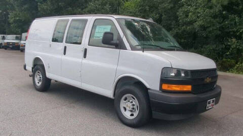 2025 Chevrolet Express 2500