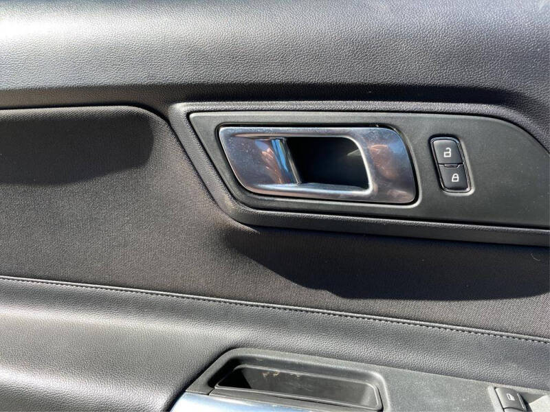 2019 Ford Mustang