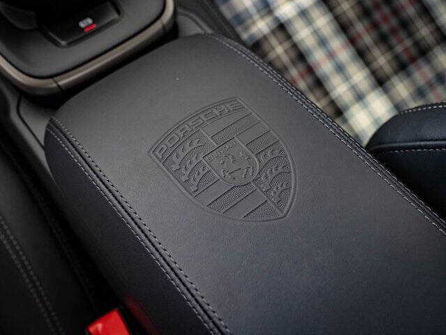 2025 Porsche 911 Turbo