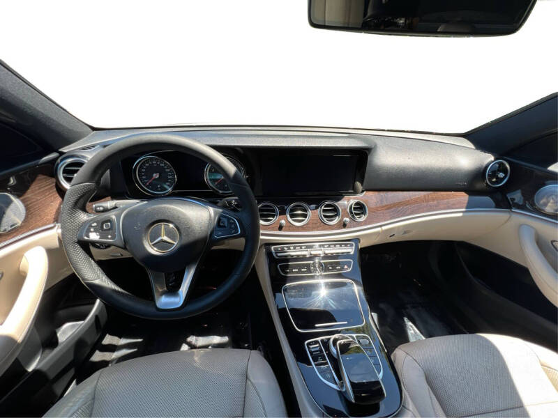 2017 Mercedes-Benz E-Class E 300