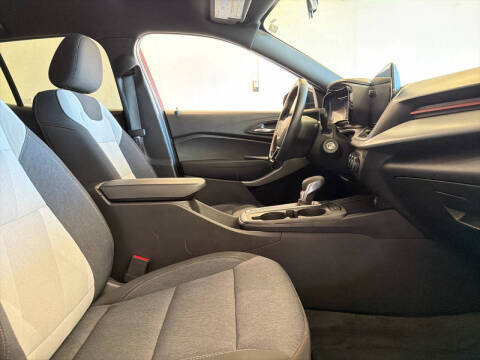 2024 Chevrolet Trax RS