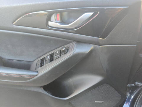 2015 Mazda MAZDA3 s Grand Touring