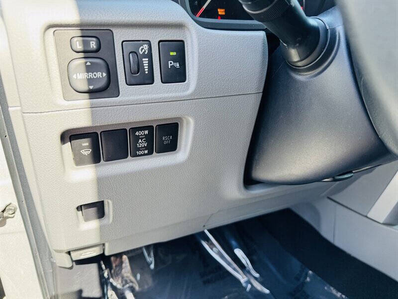 2013 Toyota 4Runner SR5