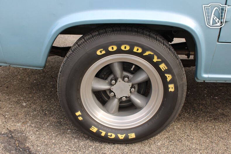 1967 Ford E-150