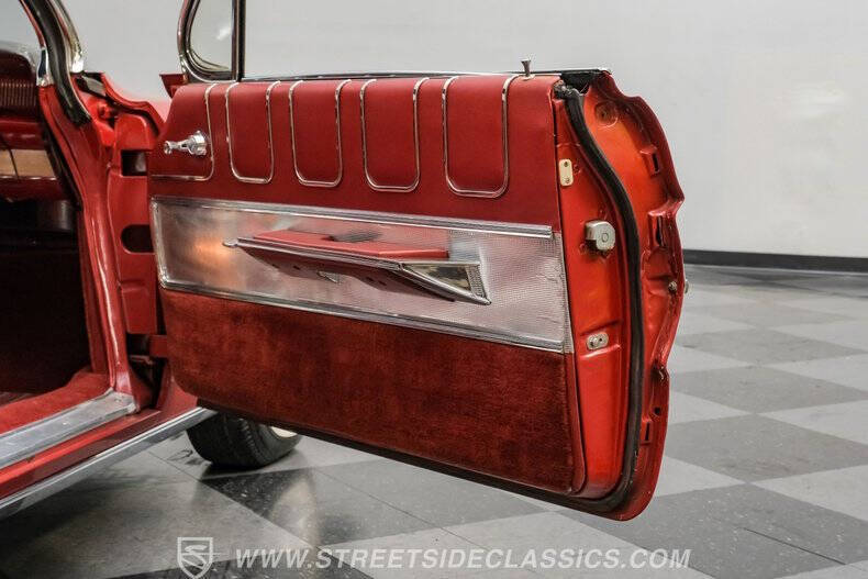 1961 Oldsmobile Starfire