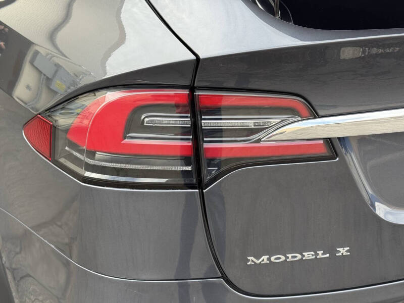 2017 Tesla Model X 75D