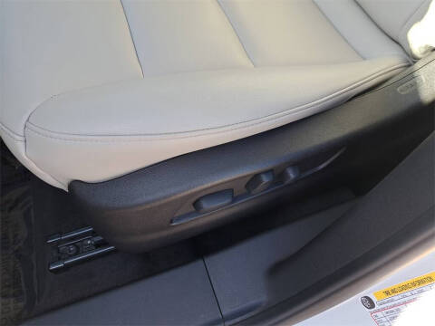 2022 Cadillac XT4 Luxury