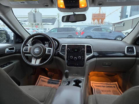 2013 Jeep Grand Cherokee Laredo