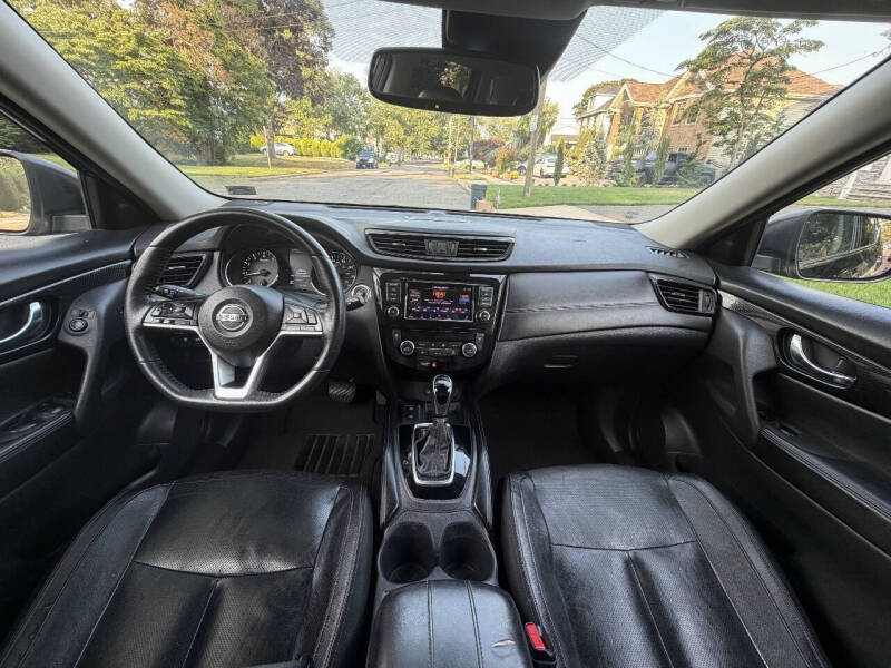 2020 Nissan Rogue SL