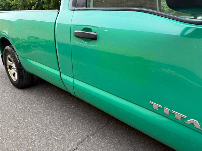 2017 Nissan Titan SV
