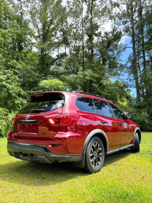 2020 Nissan Pathfinder SL