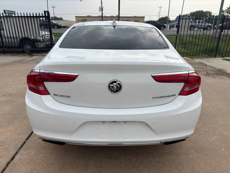 2017 Buick LaCrosse Essence