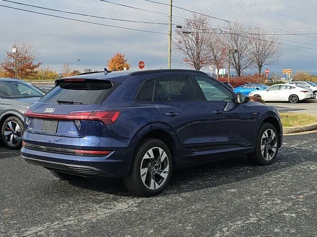 2021 Audi e-tron quattro Premium