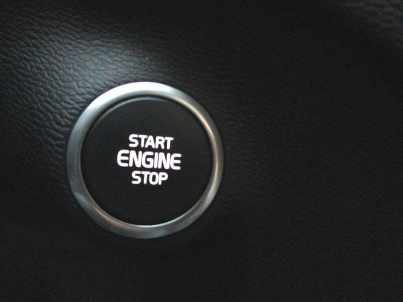 2020 Volvo XC40 T5 Momentum