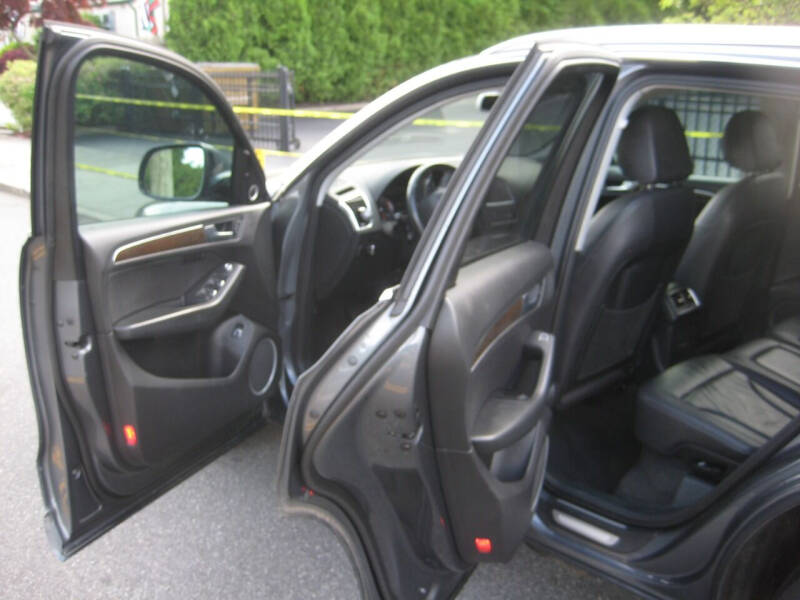 2017 Audi Q5 2.0T quattro Premium Plus