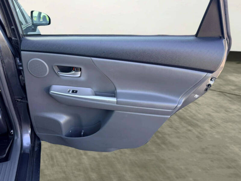 2012 Toyota Prius v Five