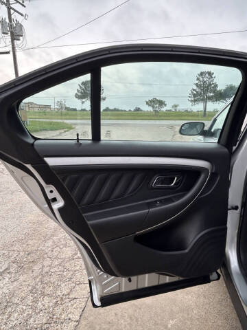 2014 Ford Taurus SEL