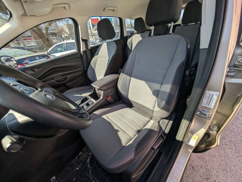 2017 Ford Escape S