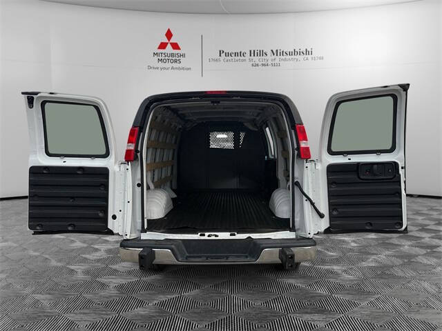 2024 GMC Savana 2500