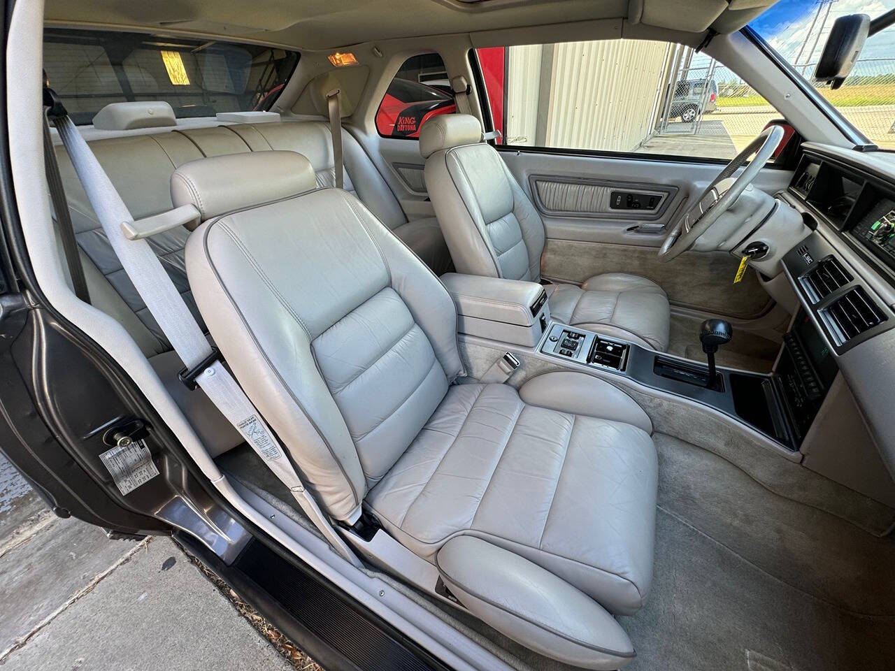 1992 Lincoln Mark VII for sale at Carnival Car Company in Victoria, TX