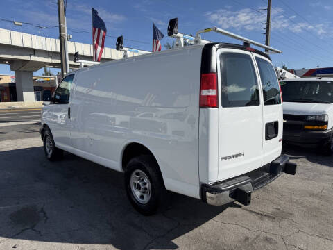 2020 GMC Savana 2500
