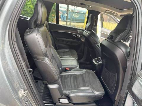 2019 Volvo XC90 T6 R-Design