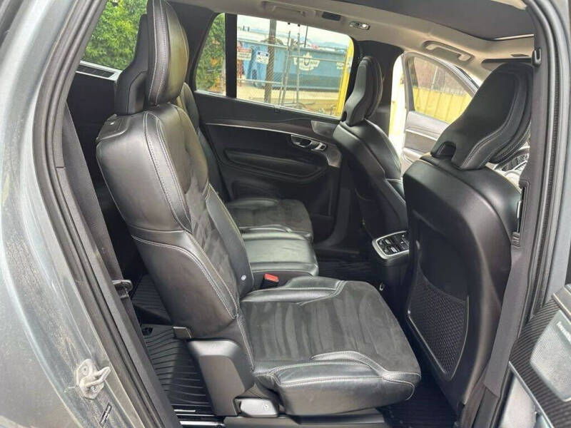 2019 Volvo XC90 T6 R-Design