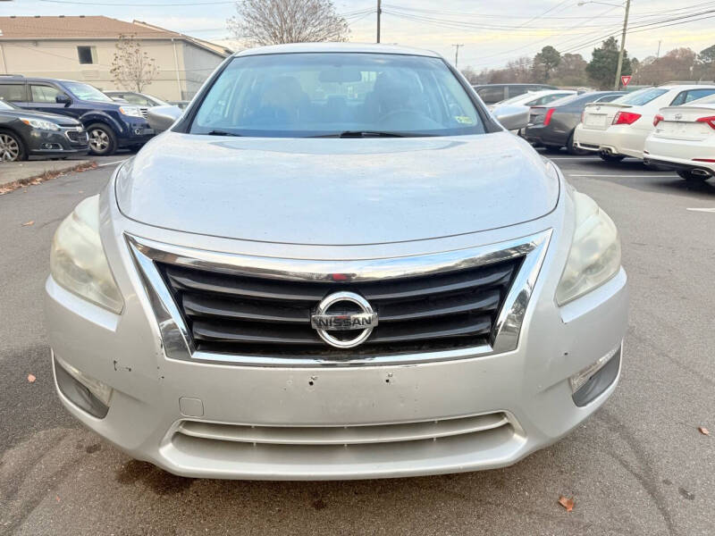 2015 Nissan Altima S photo 4