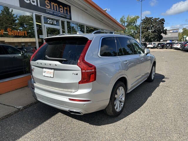 2016 Volvo XC90 T6 Momentum