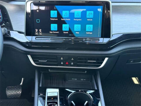 2025 Volkswagen Atlas Cross Sport SE