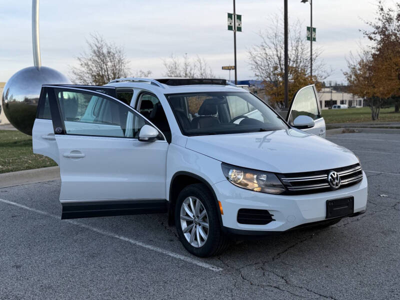 2017 Volkswagen Tiguan 2.0T Wolfsburg Edition 4Motion