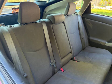 2014 Toyota Prius Two