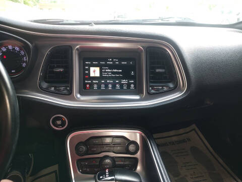 2021 Dodge Challenger SXT