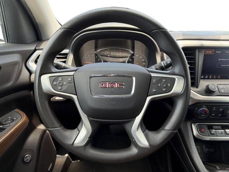 2022 GMC Acadia SLE