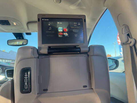 2017 Chrysler Pacifica Touring-L Plus