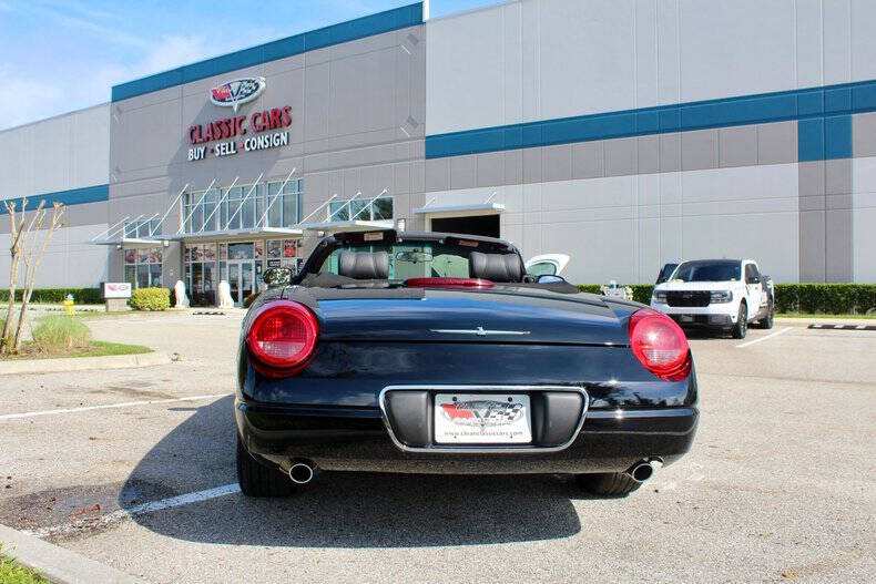 2002 Ford Thunderbird Deluxe