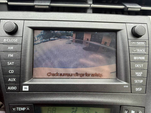 2010 Toyota Prius III