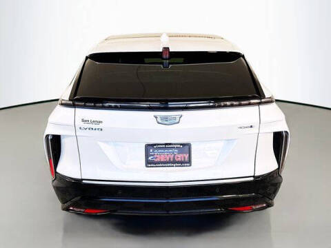 2024 Cadillac LYRIQ Luxury 1