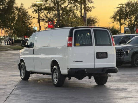 2021 Chevrolet Express 2500